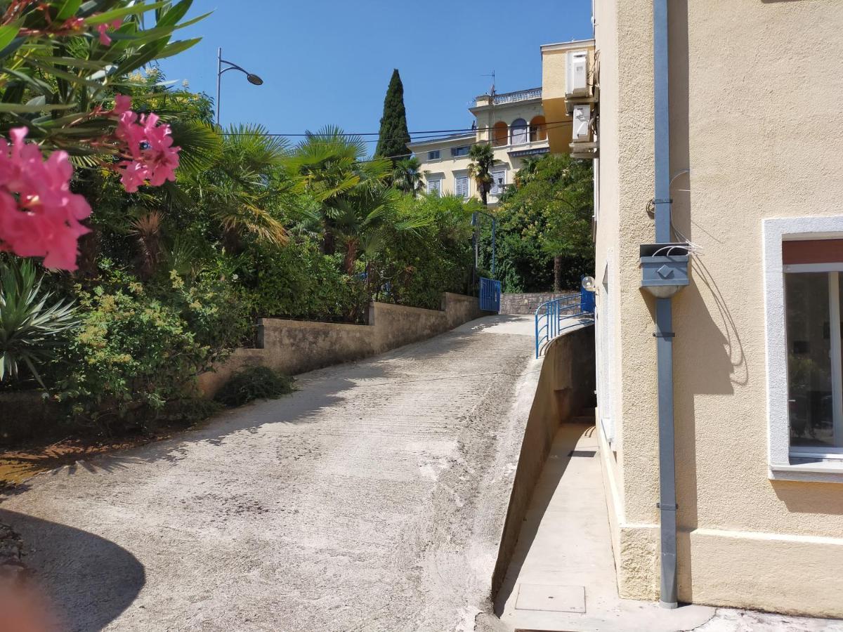 Apartments Ivna Bilek Opatija Exterior photo